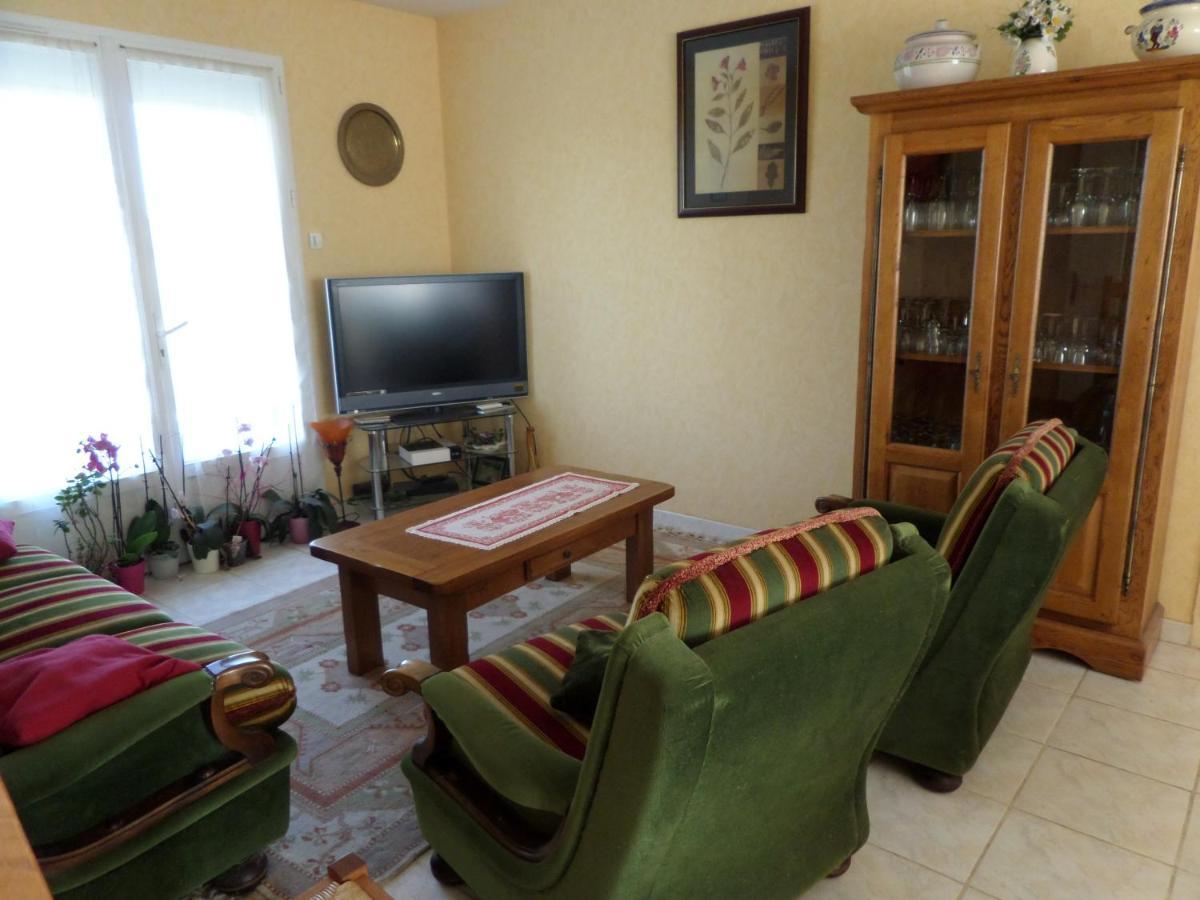 Bienvenue A L'Andruere Bed & Breakfast Cheille Bagian luar foto